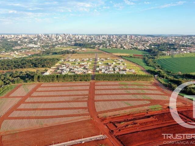 #121 - Terreno em Loteamento para Venda em Cascavel - PR - 1
